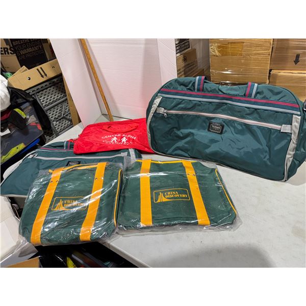 Gullivers duffel bags (2) and other