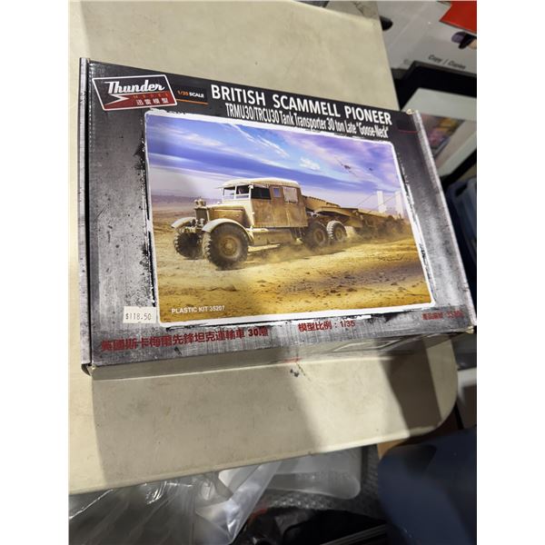 Thunder model, British scammell pioneer TRCU30/TRCU 30 tank transporter 30 ton LATE Goose neck