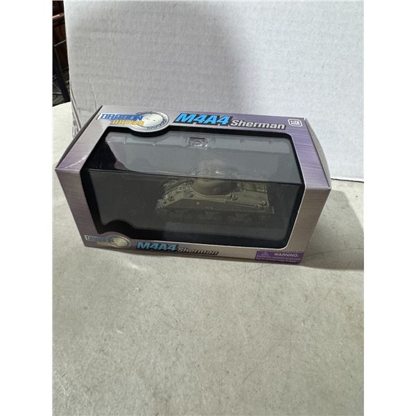 Dragon arm mirror, M4 A4 Sherman