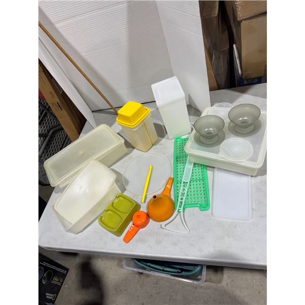 Vintage tupperware