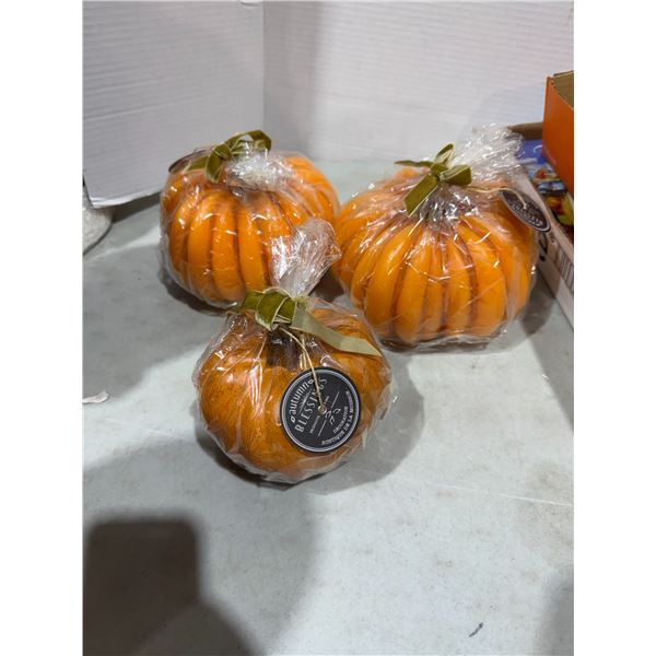 Pumpkin candles