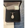 Image 2 : 1.00ct Moissanite pear shaped stone necklace