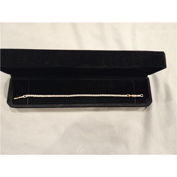 2.5mm princess cut simulated diamond tennis bracelet