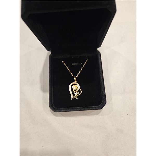 30.00mm Simulated Dimaond Rose HEart Necklace