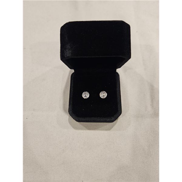1.0Ct each simulated diamond stud earrings