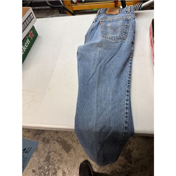 Levi's jeans 33 x 30