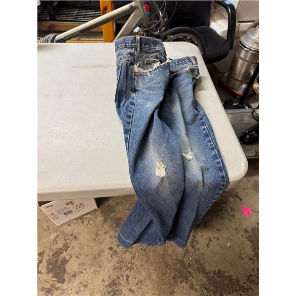 Levi's jeans, 36 or 38 x 30