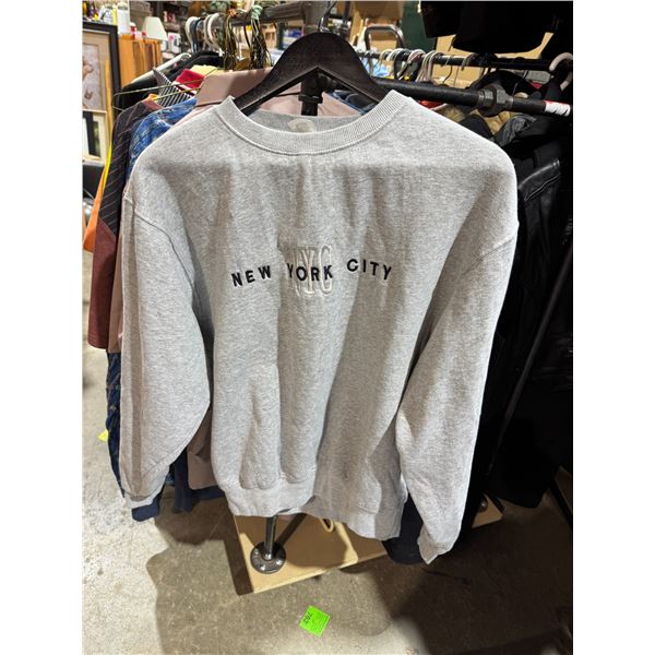 New York City large sweatshirt