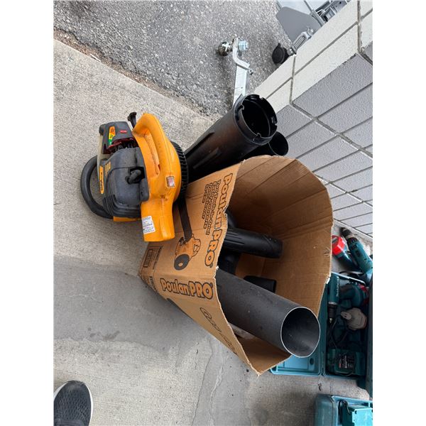 POULAN pro blower