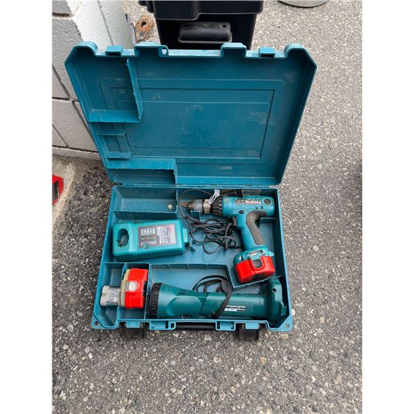 Makita drill and flashlight