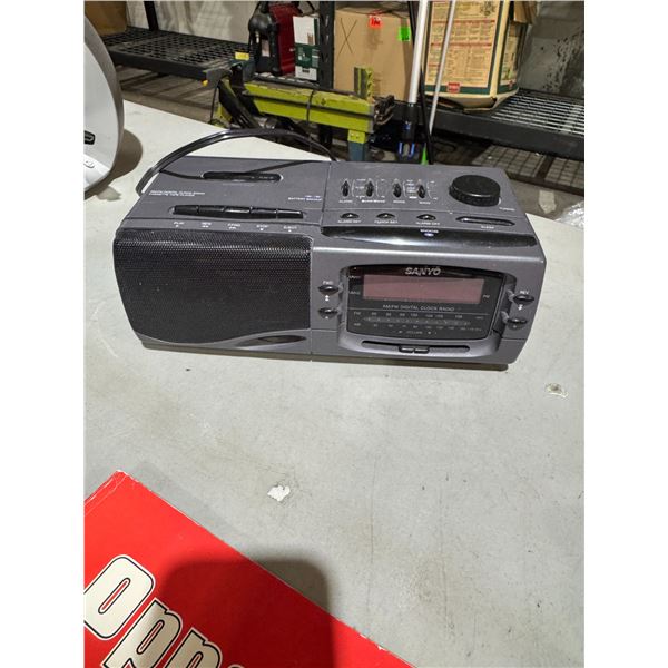 Sony clock radio