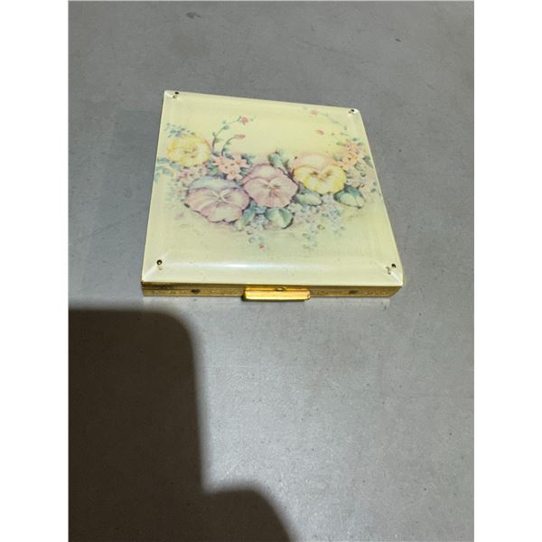 Art deco REX fifth Avenue powder compact