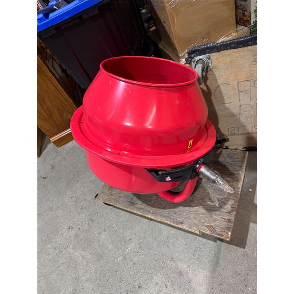 New cement, mixer missing stand. Everything else is there.