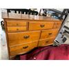 Image 1 : Maple dresser