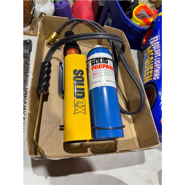 Propane, solid ox porch item