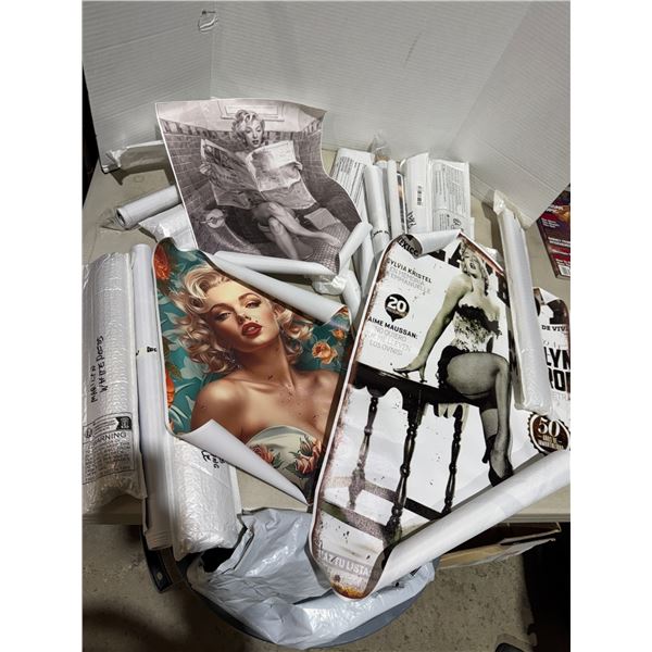 Assorted Marilyn canvas posters