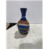 Image 1 : Southwestern pottery vase signed