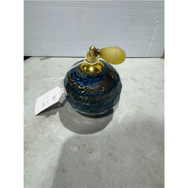 Vintage glass perfume atomizer