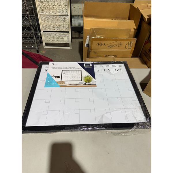 Magnetic dry race calendar