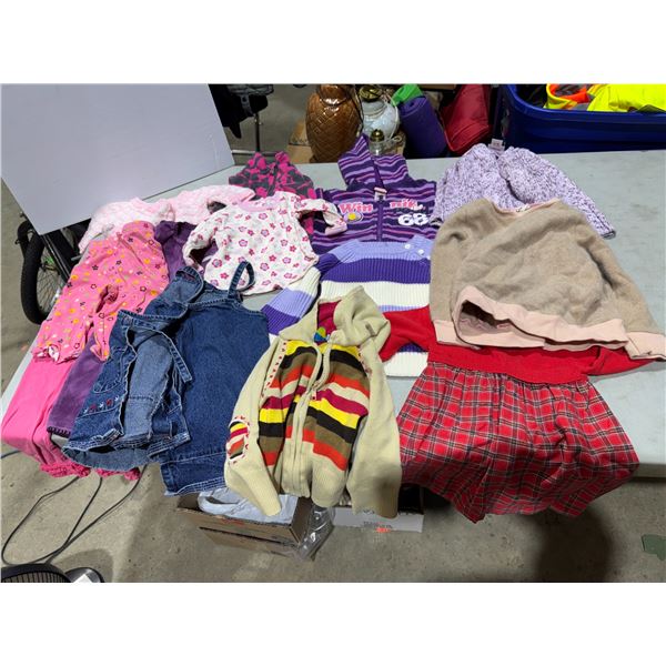 Infant clothing, 6 to 18 months