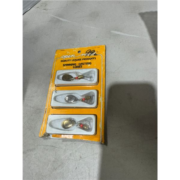 spinning, casting lures