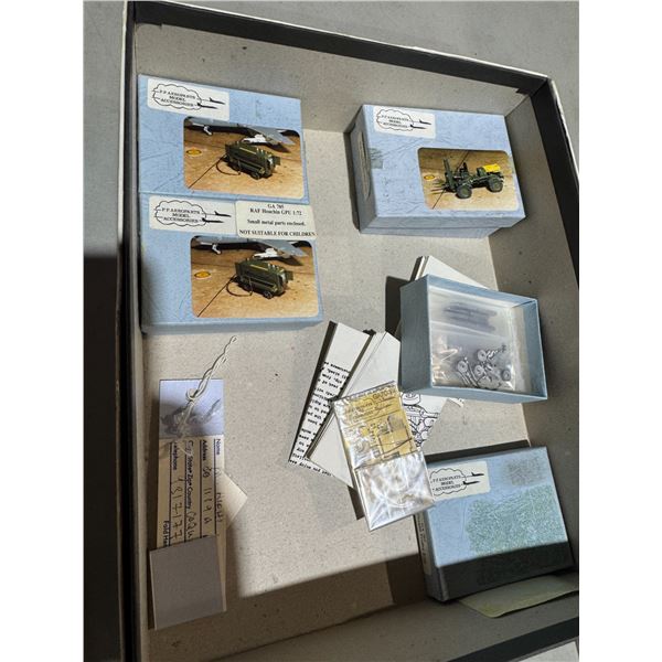 P. P arrow part  model accessories.