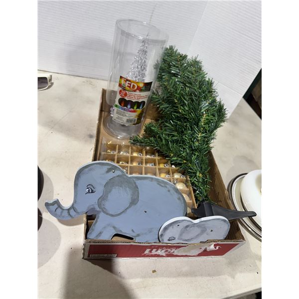 North face size small