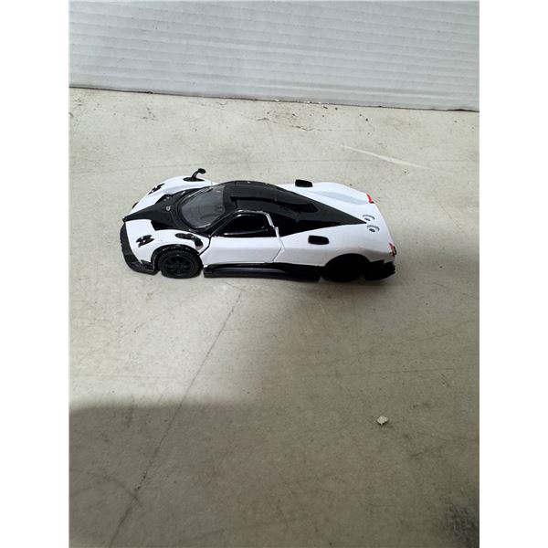 ZONDA  R replica car model