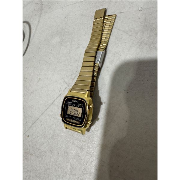 Ladies Casio watch