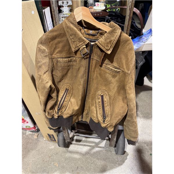 KNOLES  & CARTER coat size not shown small?