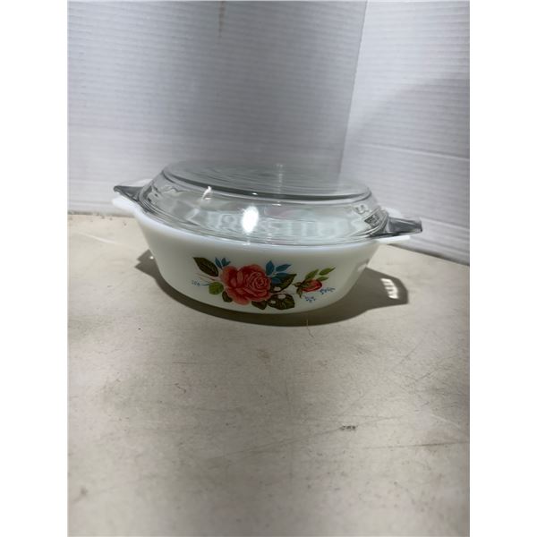 Vintage baking dish with lid TAJ