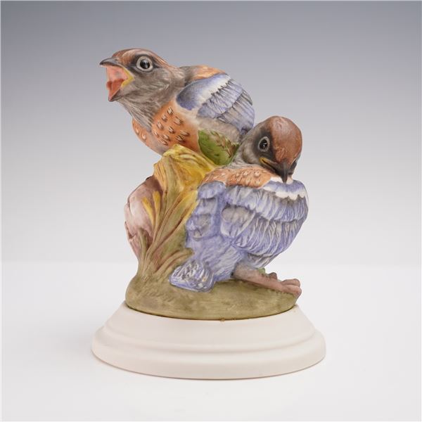 Boehm Porcelain Figurine, Fledgling Western Bluebirds 494