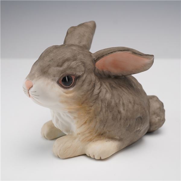 Boehm Porcelain Figurine Rabbit at Rest Model 400-87