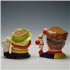 Image 2 : 2pc Royal Doulton Large Character Jugs, The Clown D6834 & Juggler D6835