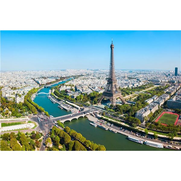 ROMANCE IN PARIS