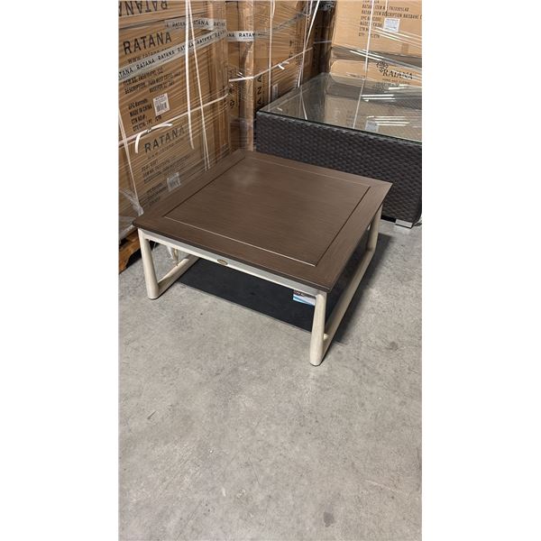 RATANA PARK WEST COFFEE TABLE WITH 32" TOP