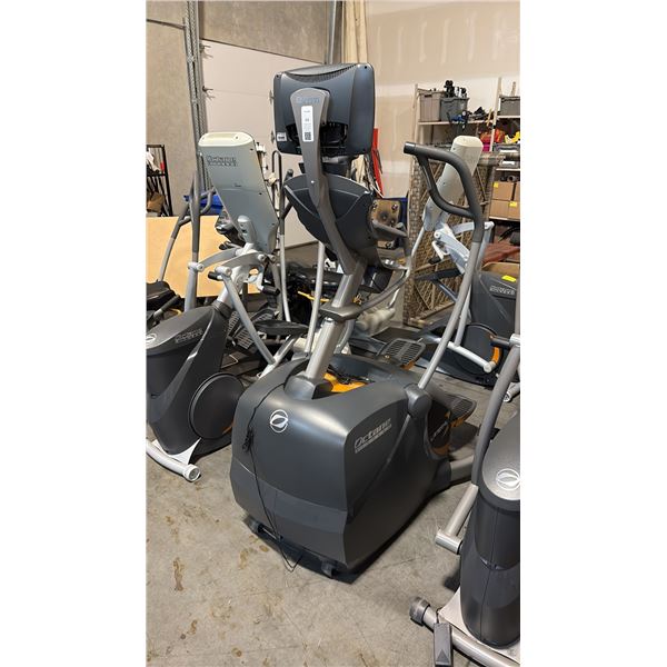 OCTANE FITNESS OFF SET LATERAL STEPPER WITH ADJUSTABLE CONTROLS AND DIGITAL DISPLAY