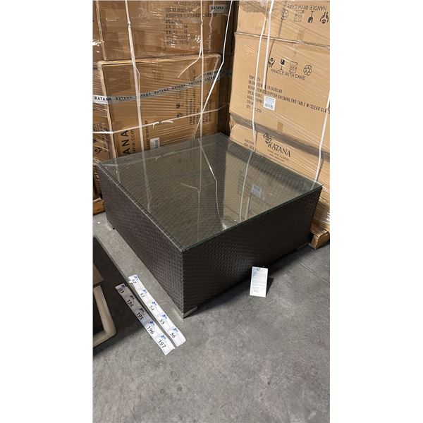 RATANA 39"X39" GLASS TOP PATIO END TABLE