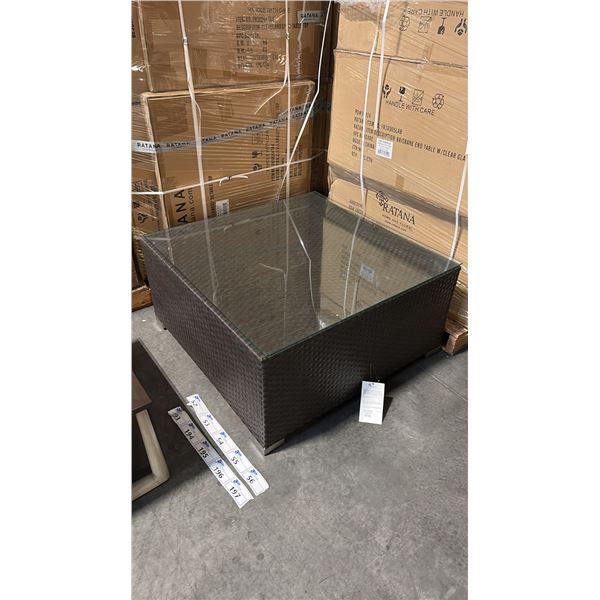 RATANA 39"X39" GLASS TOP PATIO END TABLE