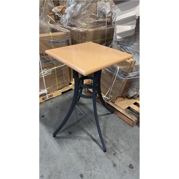 RATANA SEATTLE COUNTER PATIO TABLE BASE WITH APPROXIMATELY 24"X24" TABLE TOP