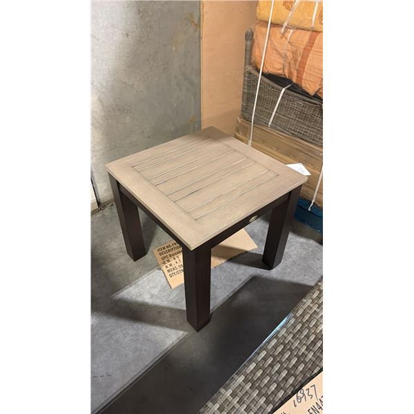 RATANA MONTREAL END TABLE BASE WITH 23" X 23" TABLE TOP