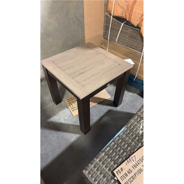 RATANA MONTREAL END TABLE BASE WITH 23" X 23" TABLE TOP