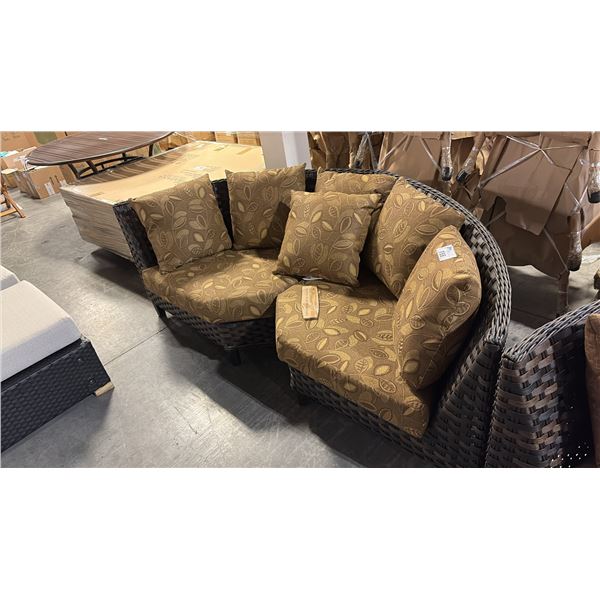 RATANA SAND SEBASTIAN LEAF PATTERN CURVED CORNER CUDDLE COUCH 80"W