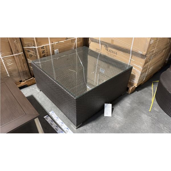 RATANA 39"X39" GLASS TOP PATIO END TABLE