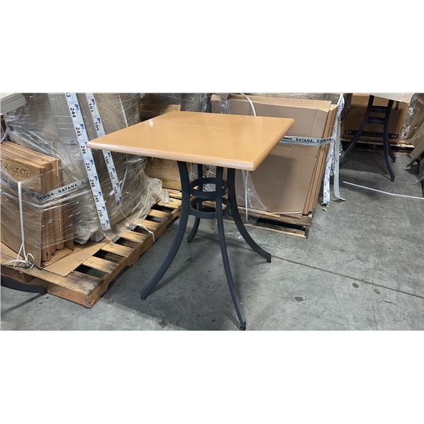 RATANA SEATTLE COUNTER PATIO TABLE BASE WITH APPROXIMATELY 31"X31" TABLE TOP