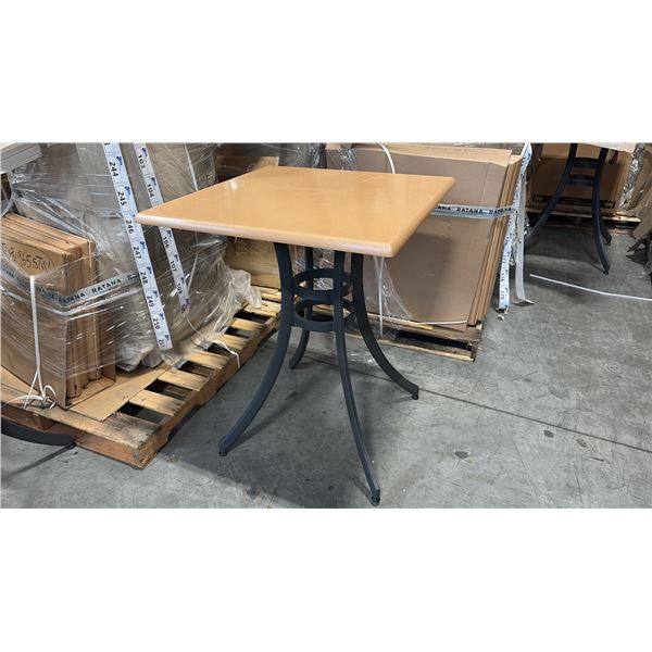 RATANA SEATTLE COUNTER PATIO TABLE BASE WITH APPROXIMATELY 31"X31" TABLE TOP