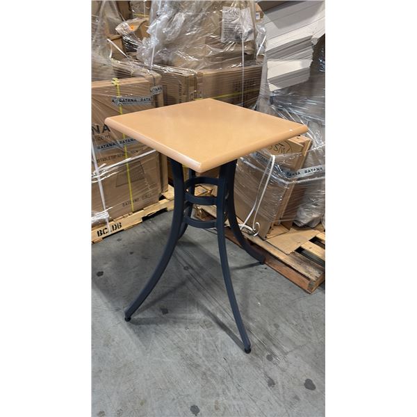 RATANA SEATTLE COUNTER PATIO TABLE BASE WITH APPROXIMATELY 24"X24" TABLE TOP