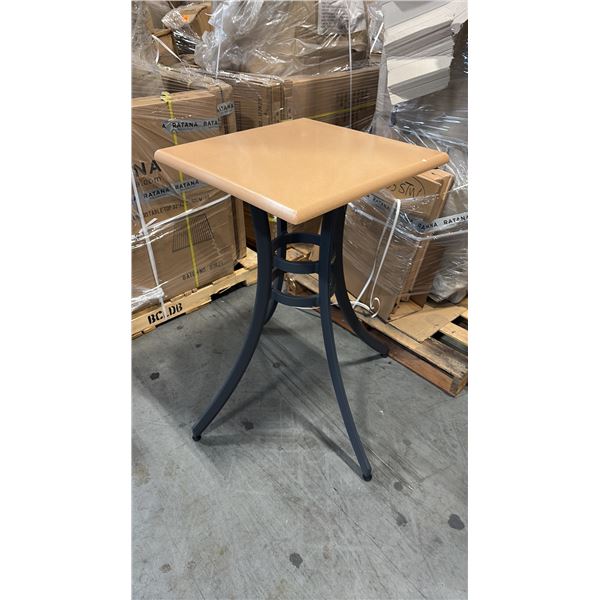 RATANA SEATTLE COUNTER PATIO TABLE BASE WITH APPROXIMATELY 24"X24" TABLE TOP