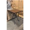 Image 2 : RATANA BAR HEIGHT PATIO TABLE WITH DURAWOOD TABLE TOP APPROXIMATELY 34"X34"