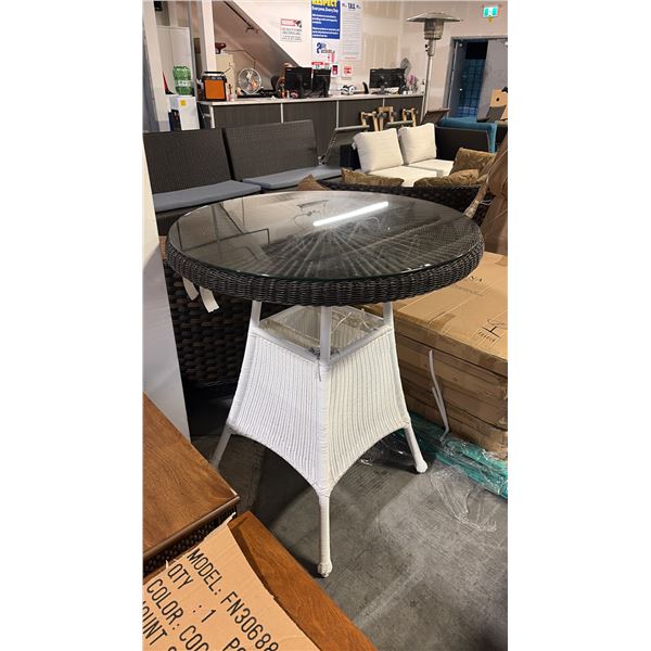 RATANA 36" GLASS TOP PATIO WICKER TABLE